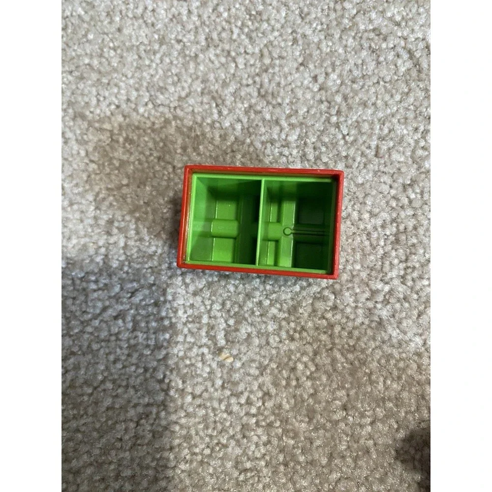 Playmobil Red Window planter box with green foliage Replacement Part Farm Zoo